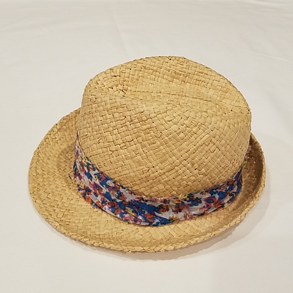 Cute Women's Straw Hat - Picture 3 of 4